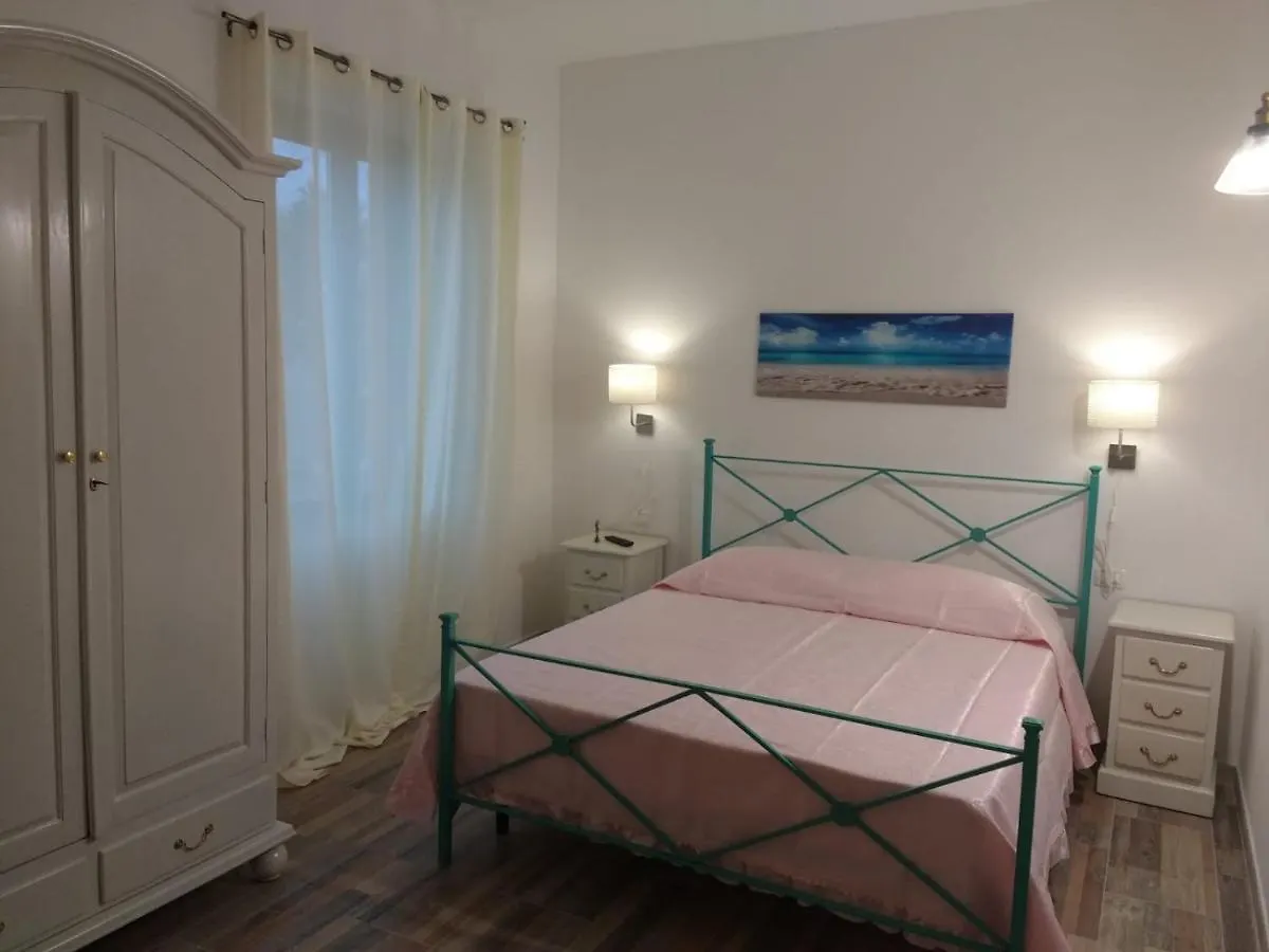 B&B Le Isole San Teodoro  San Teodoro (Sardinia)